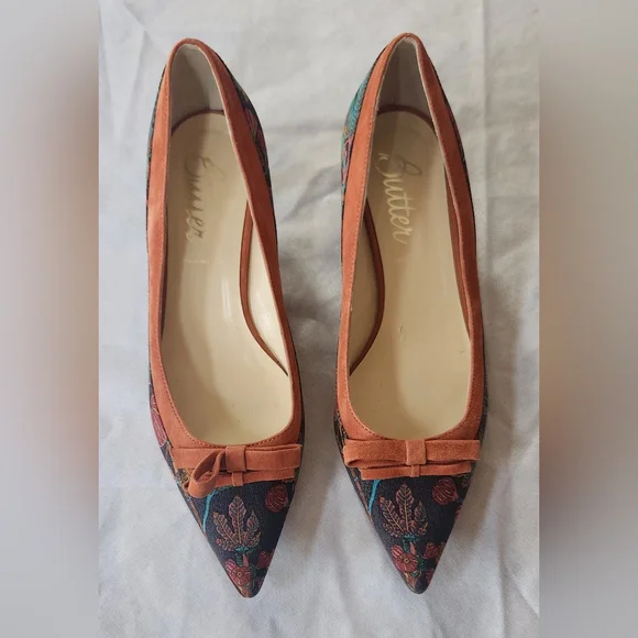 Butter Foliage Kitten Heels Sz 10 - Picture 2 of 5